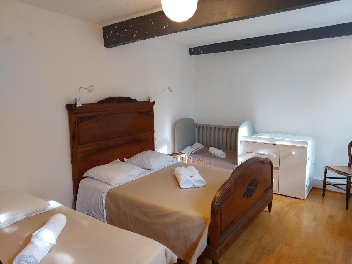 La Cambuse Des Gones - Gite 3 Chambres Thurins Exteriér fotografie